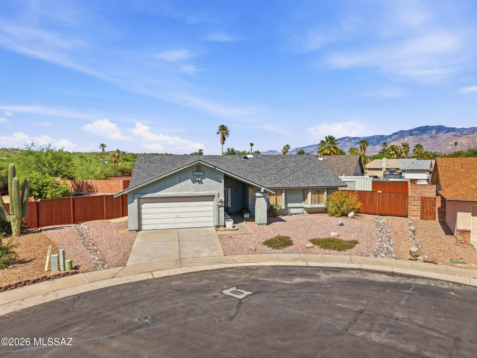 Property Photo:  9724 N Oak Shadows Place  AZ 85737 
