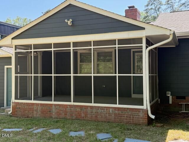 Property Photo: 904 Brookwood Drive NC 27607