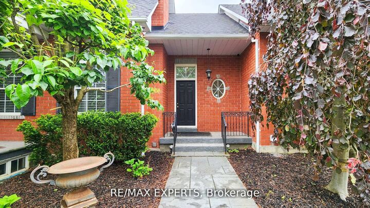 Property Photo: 27 Theresa Circle ON L0J 1C0
