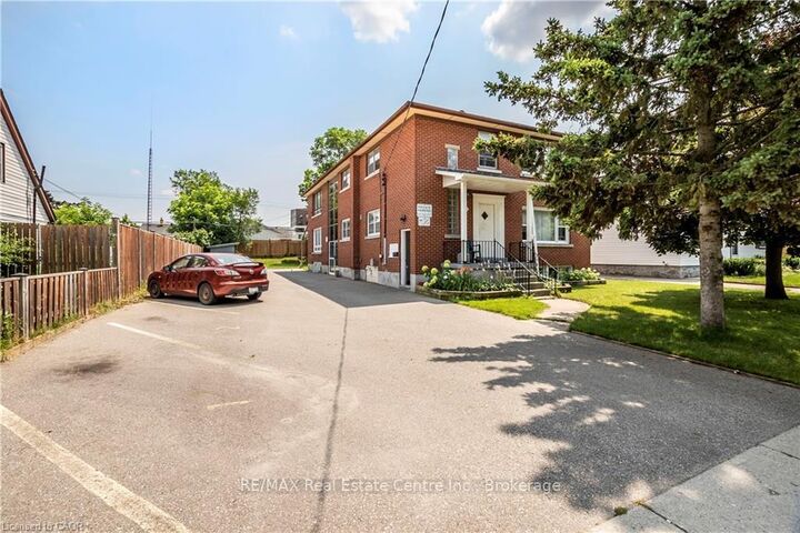 Property Photo: 43 Sixth Avenue ON N2C 1P9