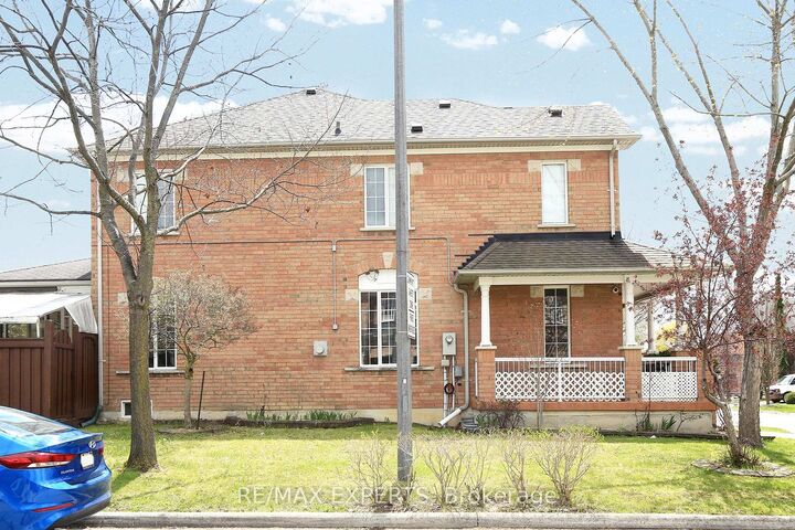 Property Photo: 1 Via Cristina Way ON L4H 1R9