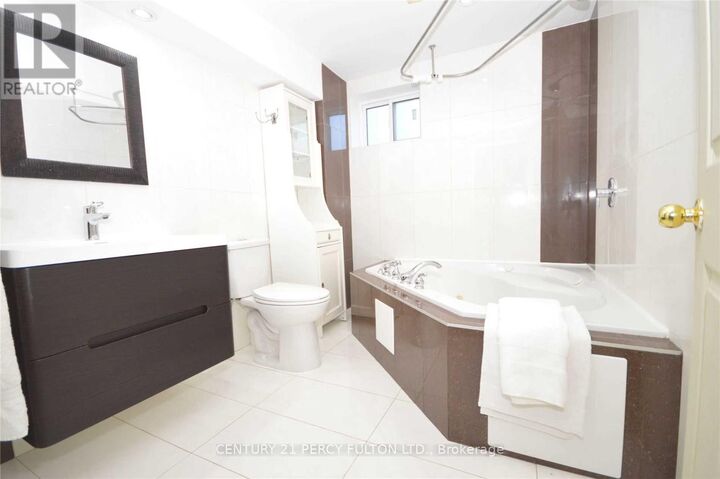 Property Photo: 66 Acton Avenue ON M3H 4H1