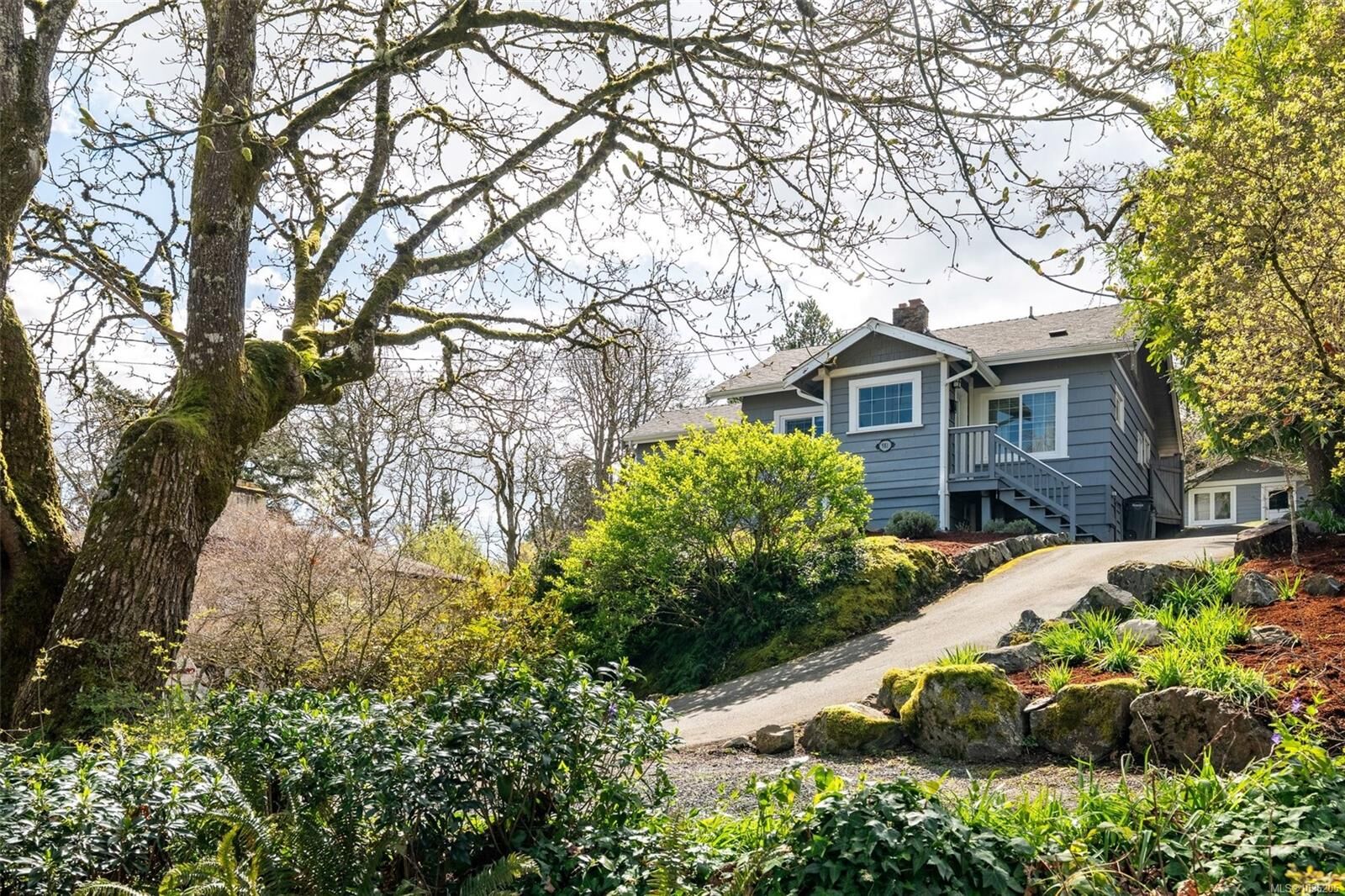 Property Photo:  981 Violet Ave  BC V8Z 2R7 