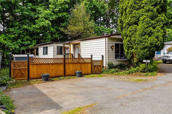 2670 Sooke River Rd #3 — photo 1