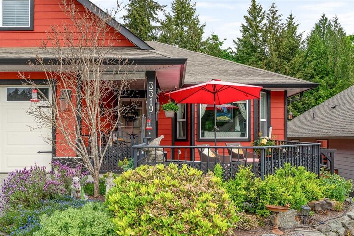 Property Photo:  3319 Cook St  BC V0R 1K2 