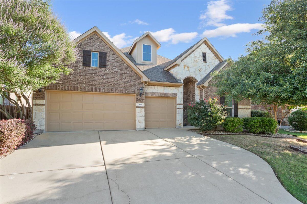 Property Photo:  3916 Octavia Drive  TX 78660 