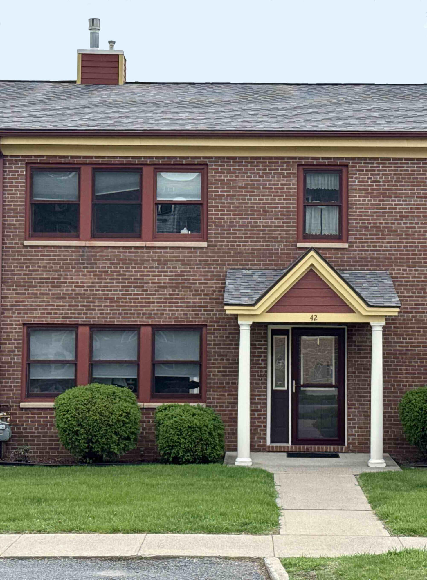 Property Photo:  42 Club Road  NY 12903 