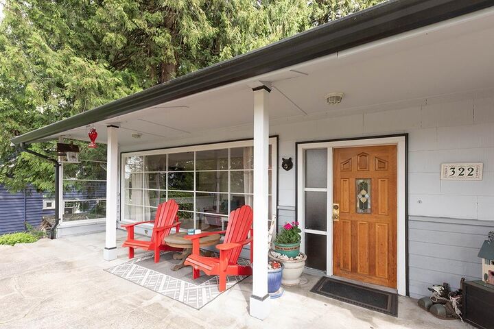 Property Photo:  322 E 25th Street  BC V7N 1A3 