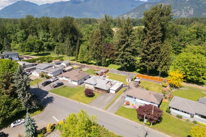 Property Photo:  45741 Berkeley Avenue  BC V2P 3N1 