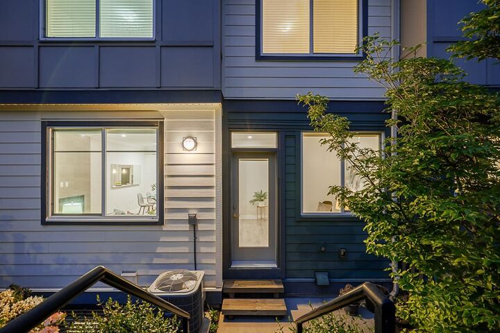 Property Photo:  15665 Mountain View Drive 69  BC V3S 0C6 