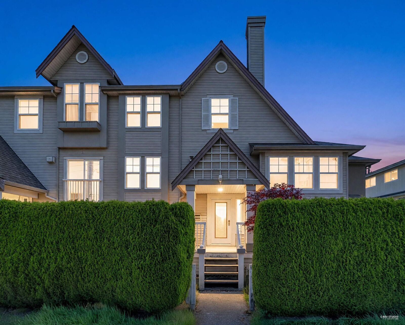 Property Photo:  7360 Gilbert Road 5  BC V7C 3W2 