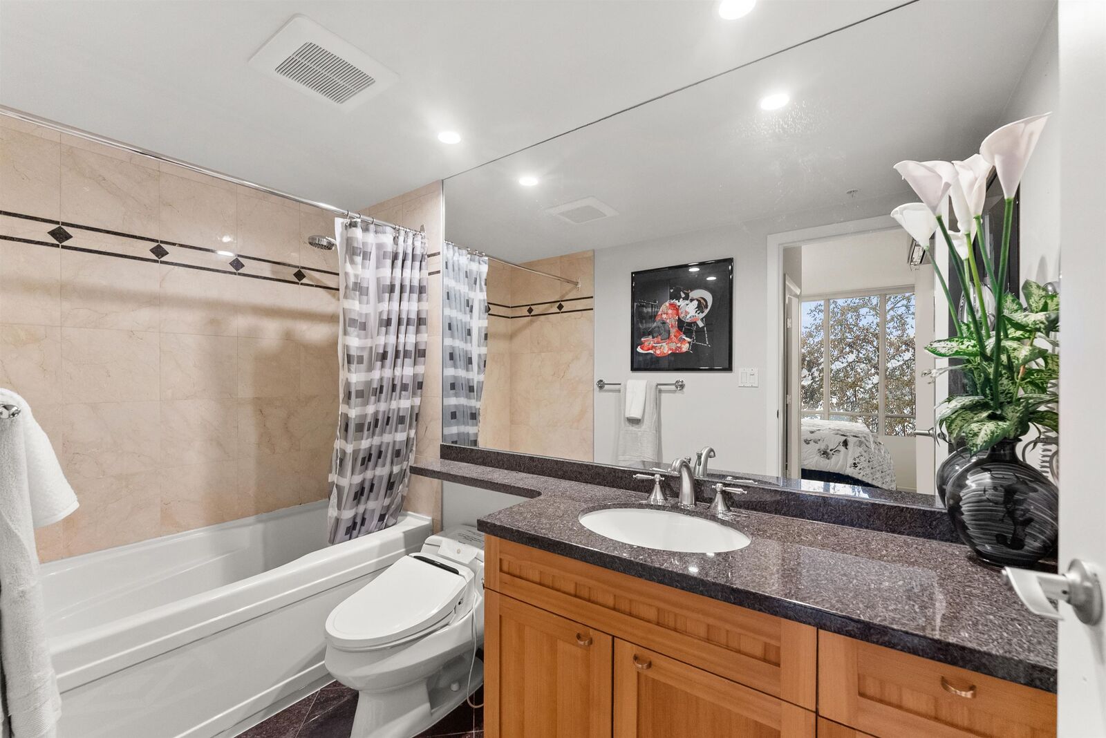Property Photo:  1053 Marinaside Crescent  BC V6Z 3A5 
