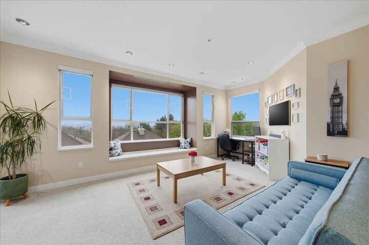 Property Photo:  5270 Oakmount Crescent 307  BC V5H 4S1 