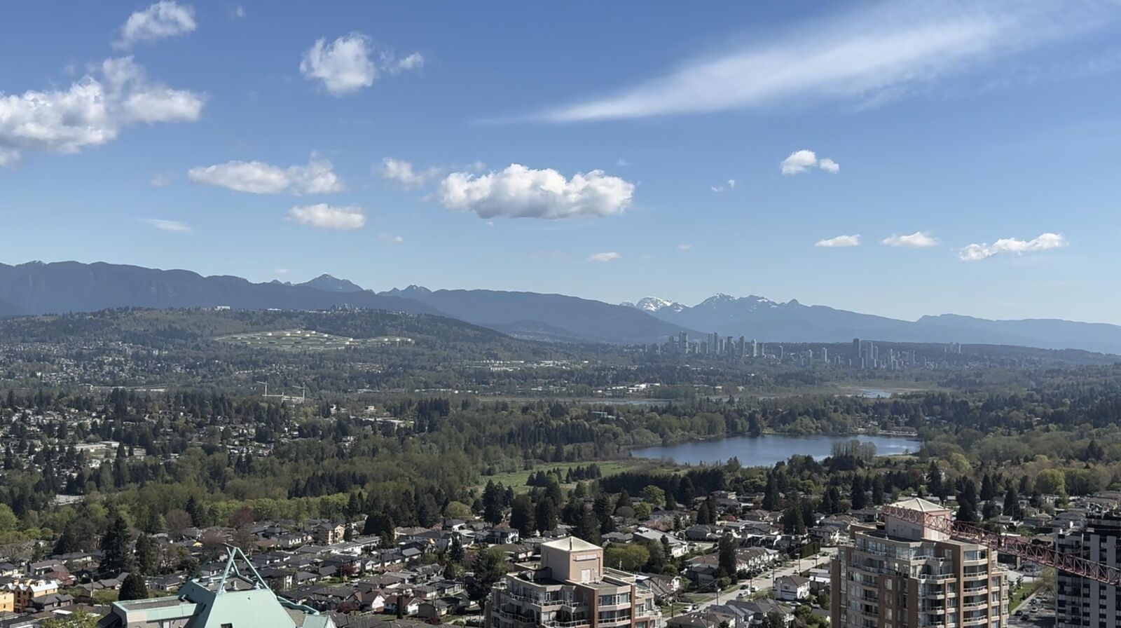 Property Photo:  6000 McKay Avenue 2907  BC V5H 0K2 