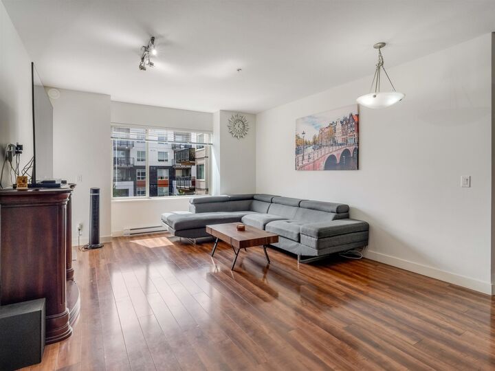Property Photo: 11935 Burnett Street 315 BC V2X 9A9