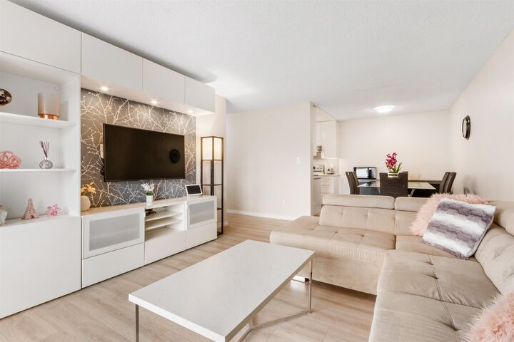 Property Photo:  4373 Halifax Street 324  BC V5C 5Z2 