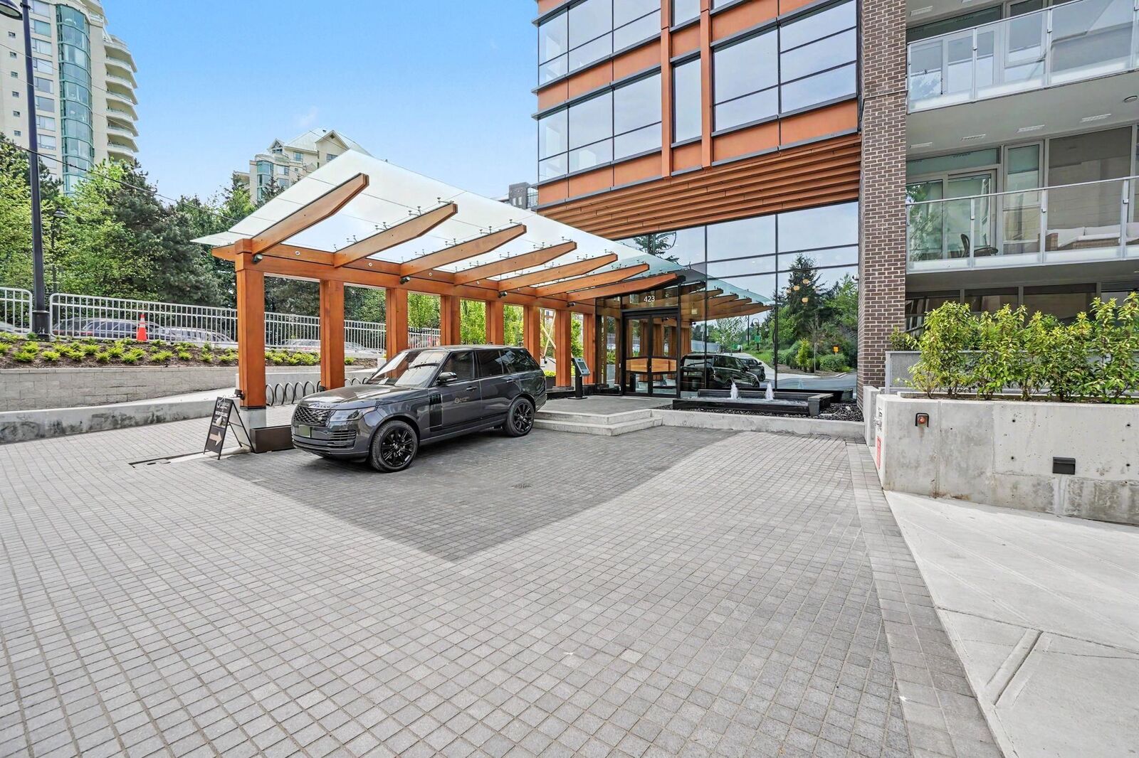 Property Photo:  423 6th Street 414  BC V7T 0A1 