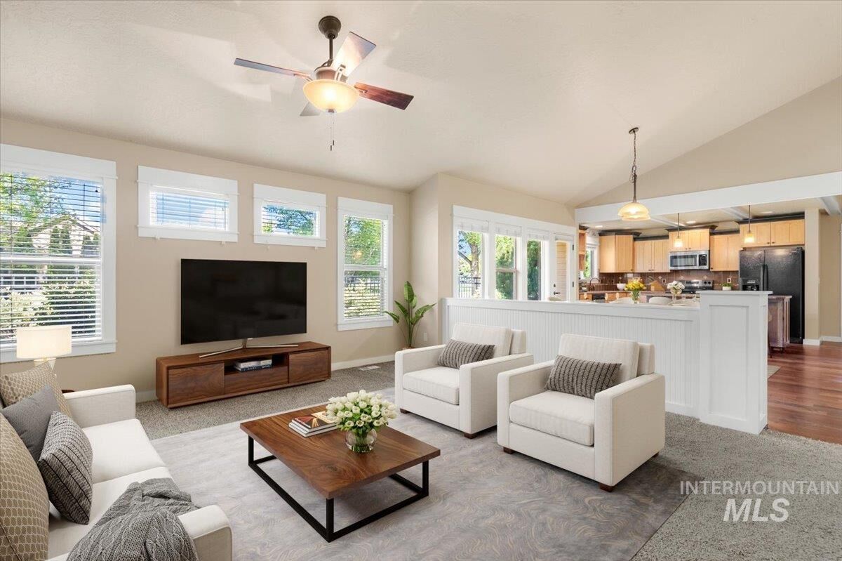 Property Photo: 2763 E Deerhill Dr ID 83642