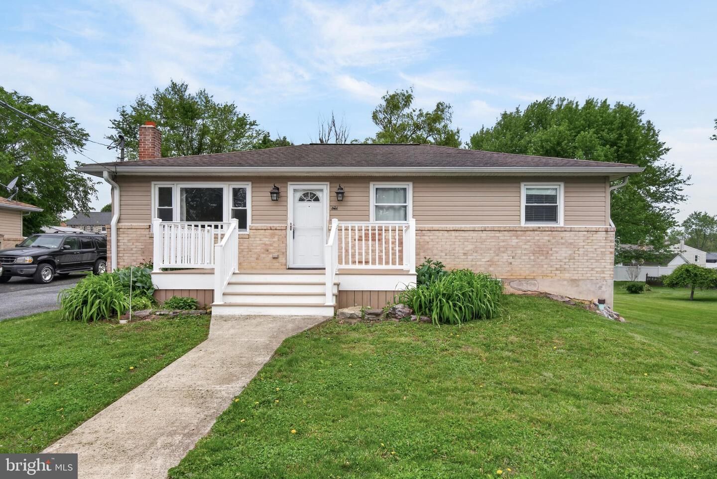Property Photo:  6216 Pine Street  PA 17112 