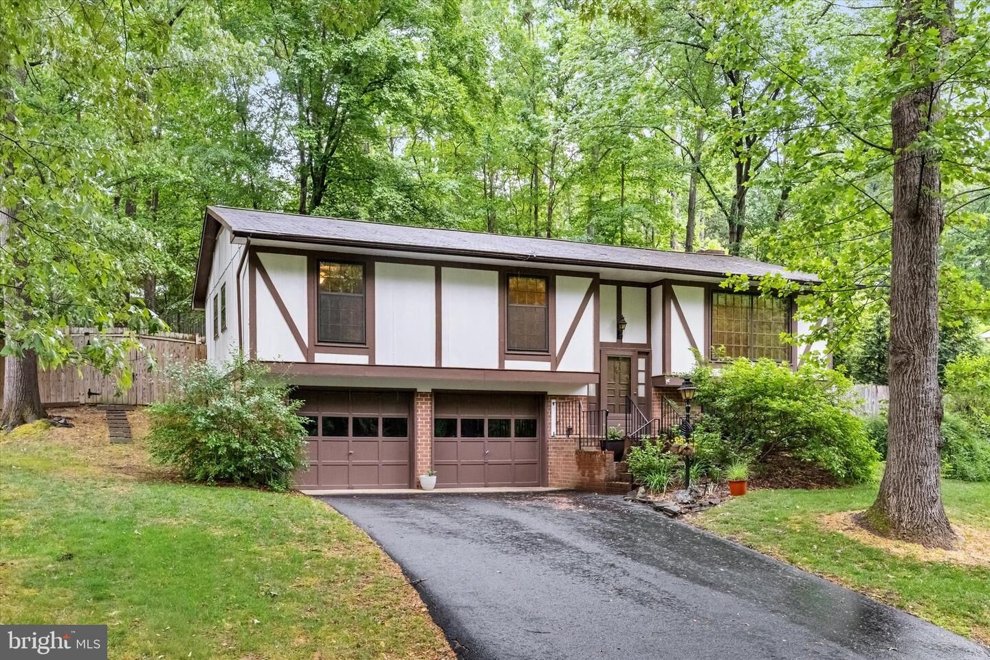 Property Photo:  302 Altoona Drive  VA 22401 