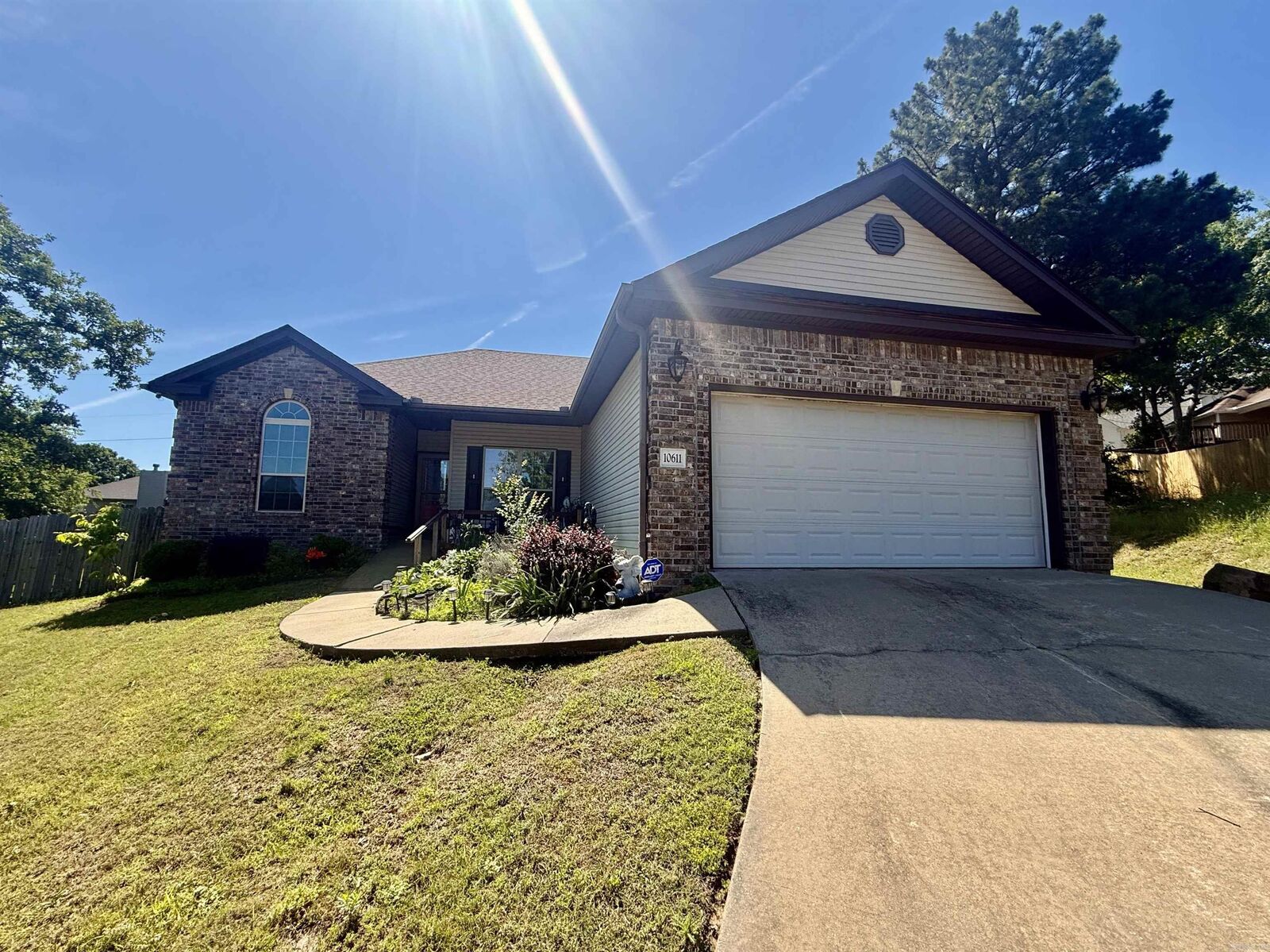 Property Photo:  10611 Rockbrook Dr  AR 72120 