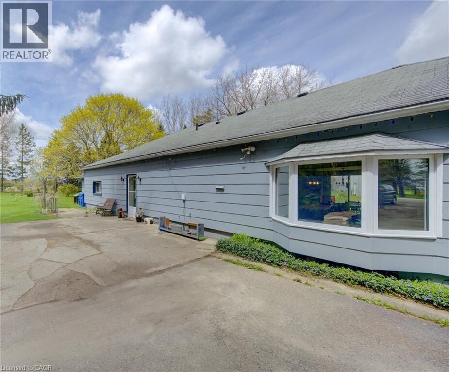 Property Photo:  186 McFarlin Drive  ON N0G 2L0 