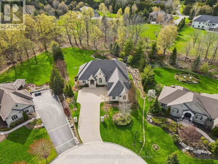 Property Photo:  33 Cassin Court  ON N0B 2J0 