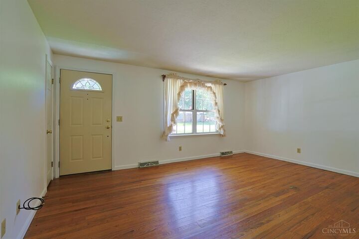 Property Photo:  306 Smith Avenue  OH 45154 