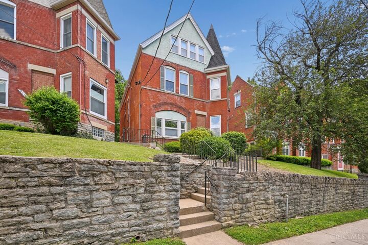 Property Photo: 2108 Fulton Avenue OH 45206