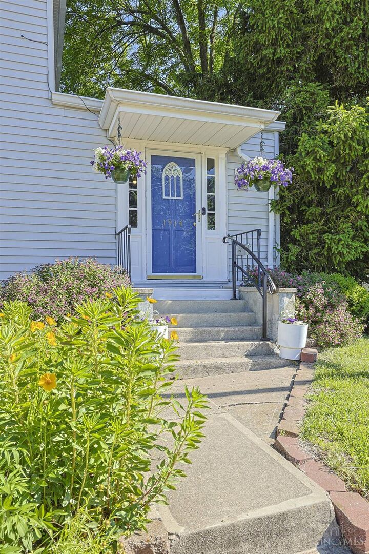 Property Photo: 1914 Madison Avenue OH 45231