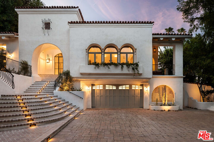 Property Photo:  17647 Belinda St  CA 91316 