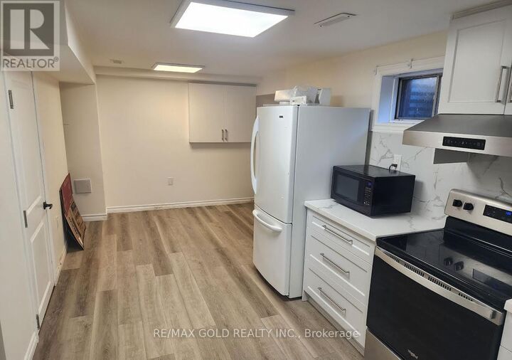 Property Photo:  1778 Folkway Drive  ON L5L 2X8 
