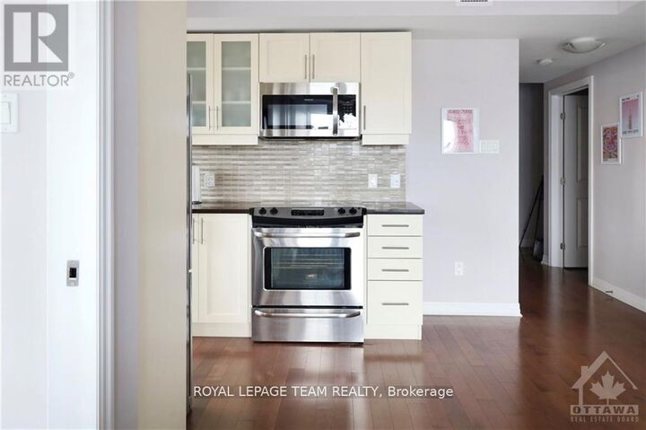 Property Photo:  195 Besserer Street 9  ON K1N 0B6 