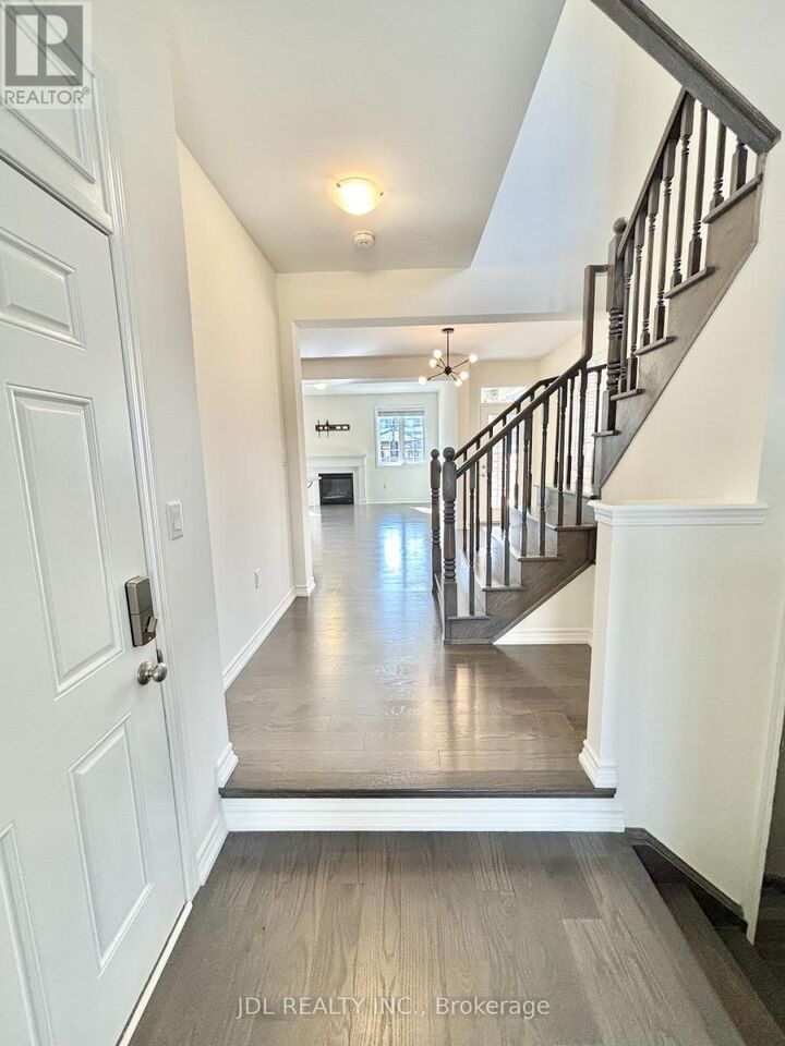 Property Photo:  120 Lacrosse Trail  ON L4H 4V8 