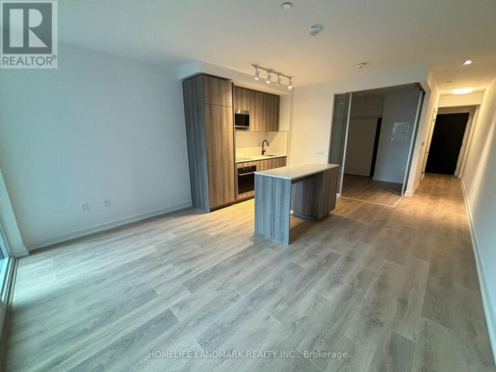 Property Photo:  117 Broadway Avenue 609  ON M4P 1V3 