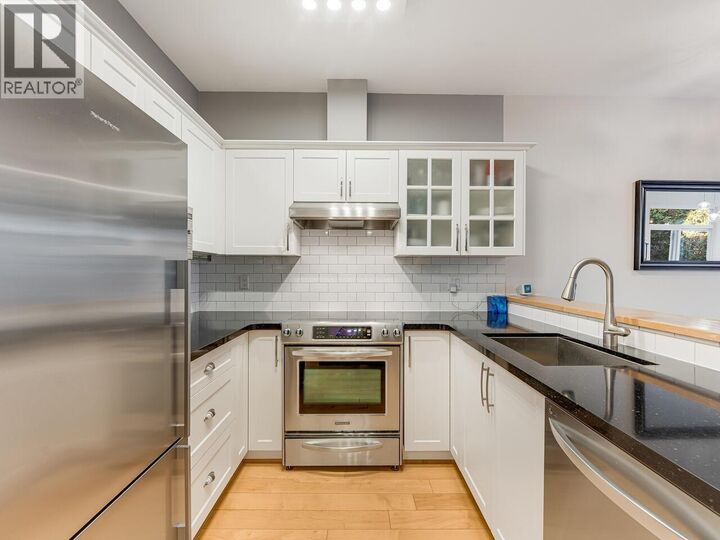Property Photo:  1675 West 10th Avenue 210  BC V6J 2A2 