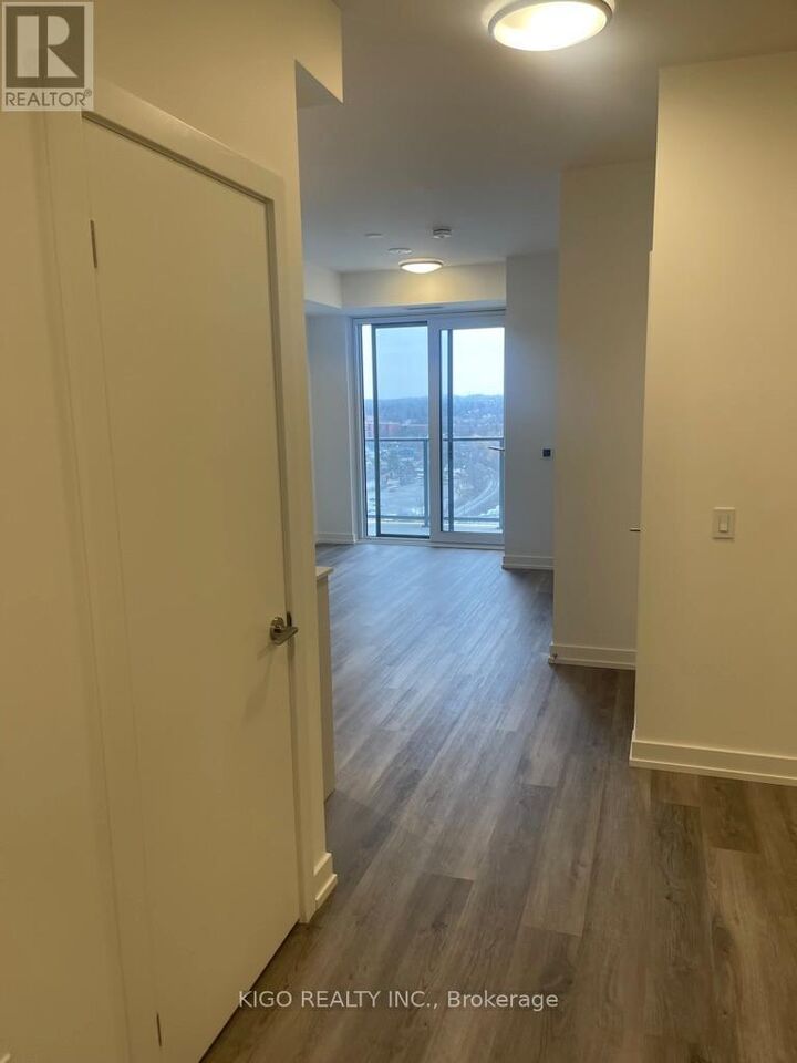 Property Photo:  15 Wellington Street South 1108  ON N2G 0E4 