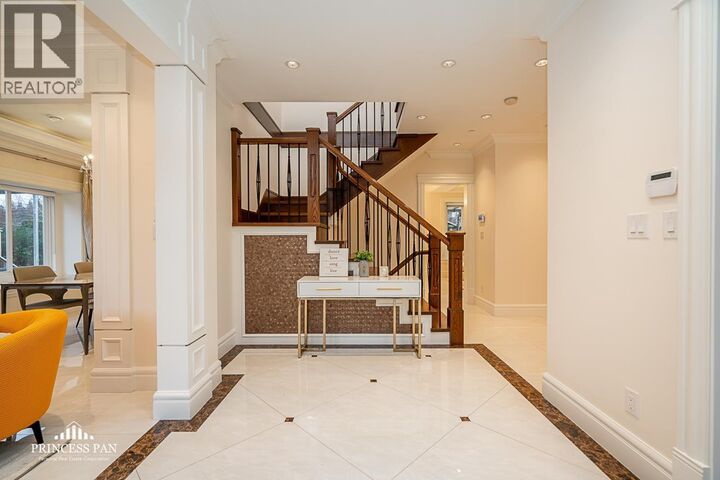 Property Photo:  4xxx-1 West 28 Street  BC V6S 1S7 