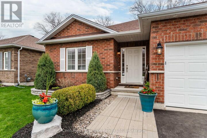 Property Photo:  24 Hunter Avenue  ON L0K 2A0 