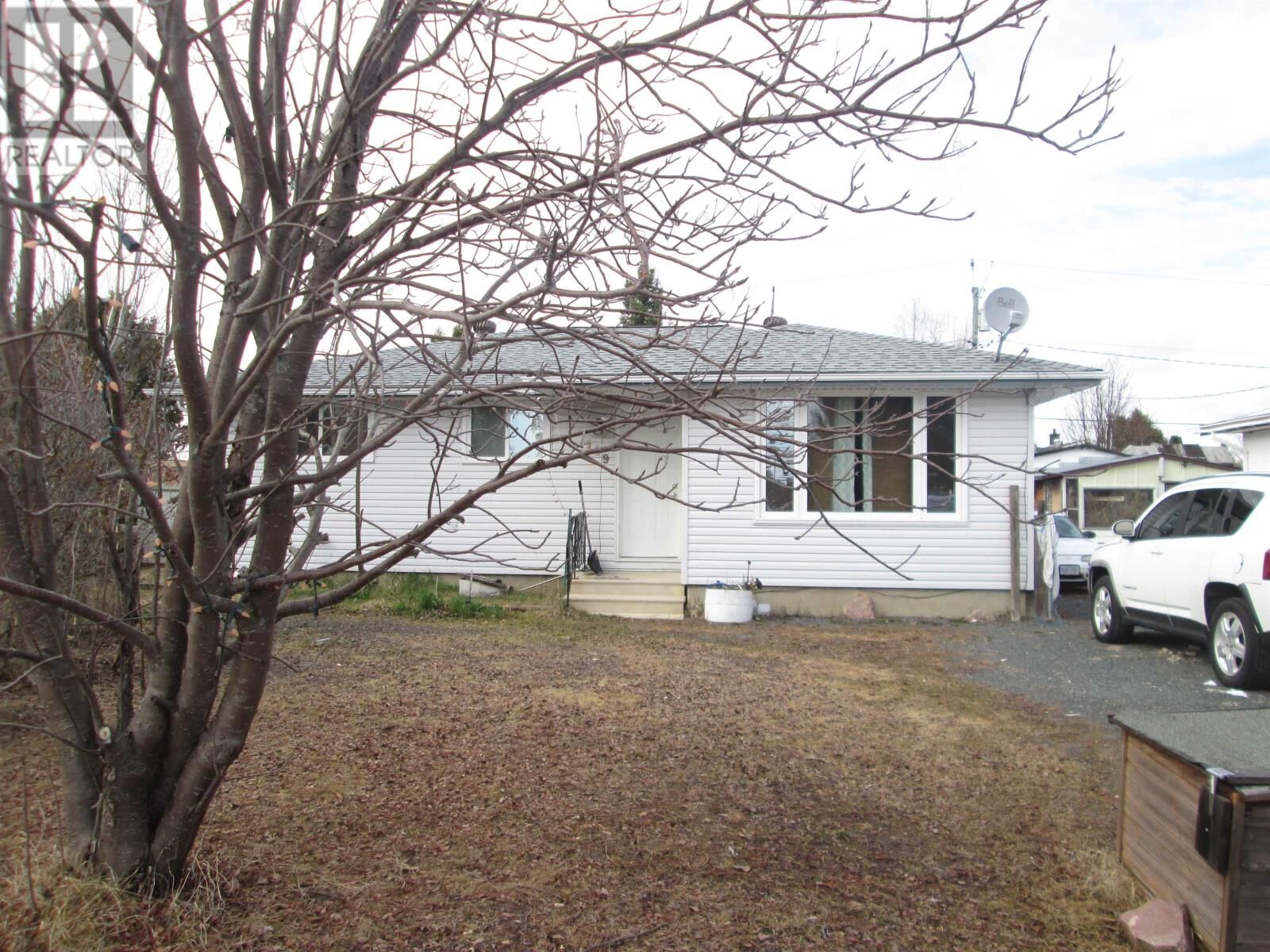 Property Photo: 119 Willow Place ON P0T 1T0