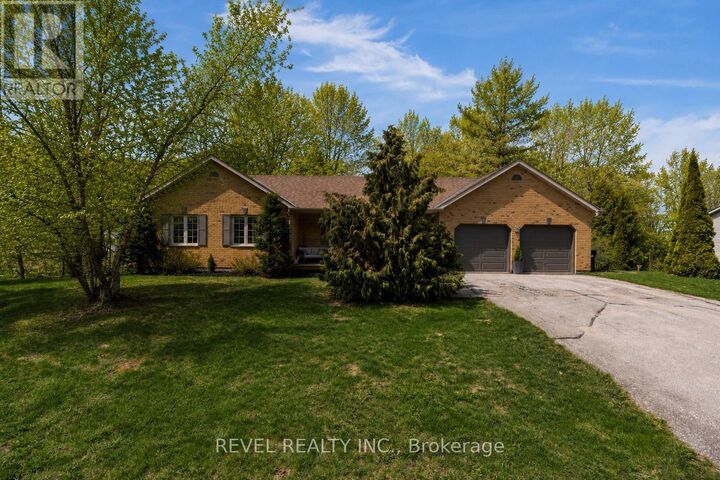 Property Photo:  32 Hickory Lane  ON L0K 1E0 