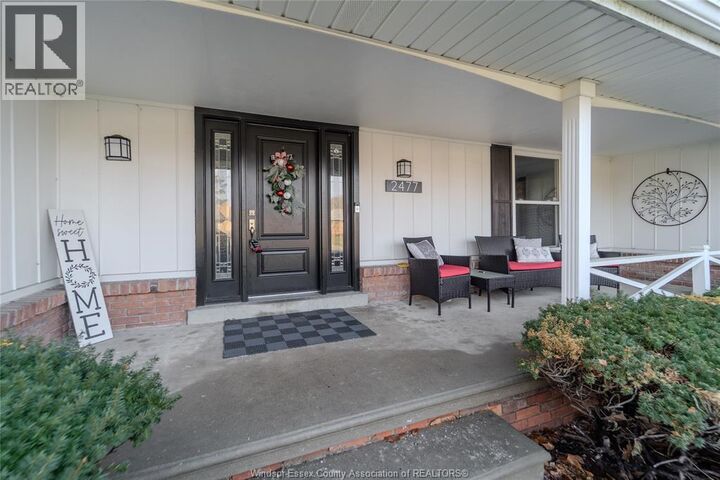 Property Photo:  2477 Mark Avenue  ON N9E 2W2 