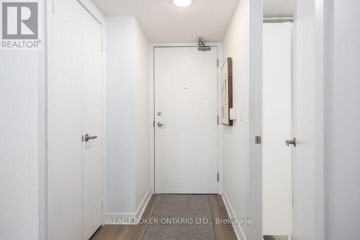 Property Photo:  155 Legion Road North 1214  ON M8Y 0A7 