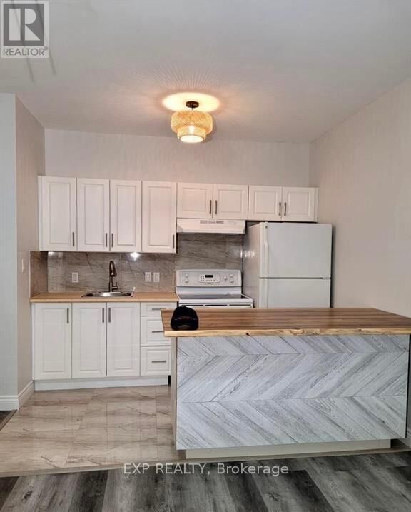 Property Photo:  300 Main Street 8  ON K0K 1X0 