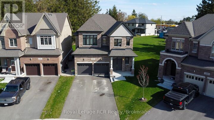Property Photo:  185 Dingman Street  ON N0G 1A0 