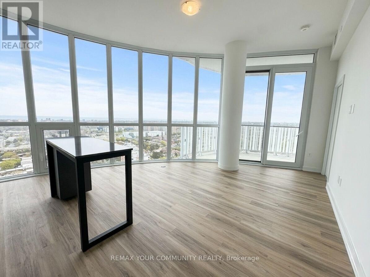 Property Photo:  1 Fairview Road 2611  ON M5A 0B4 