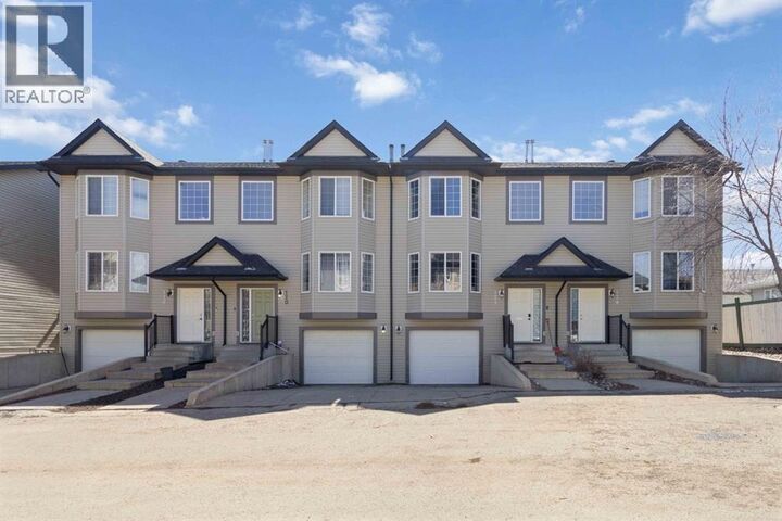 Property Photo:  124 Grizzly Bay  AB T9K 2T4 