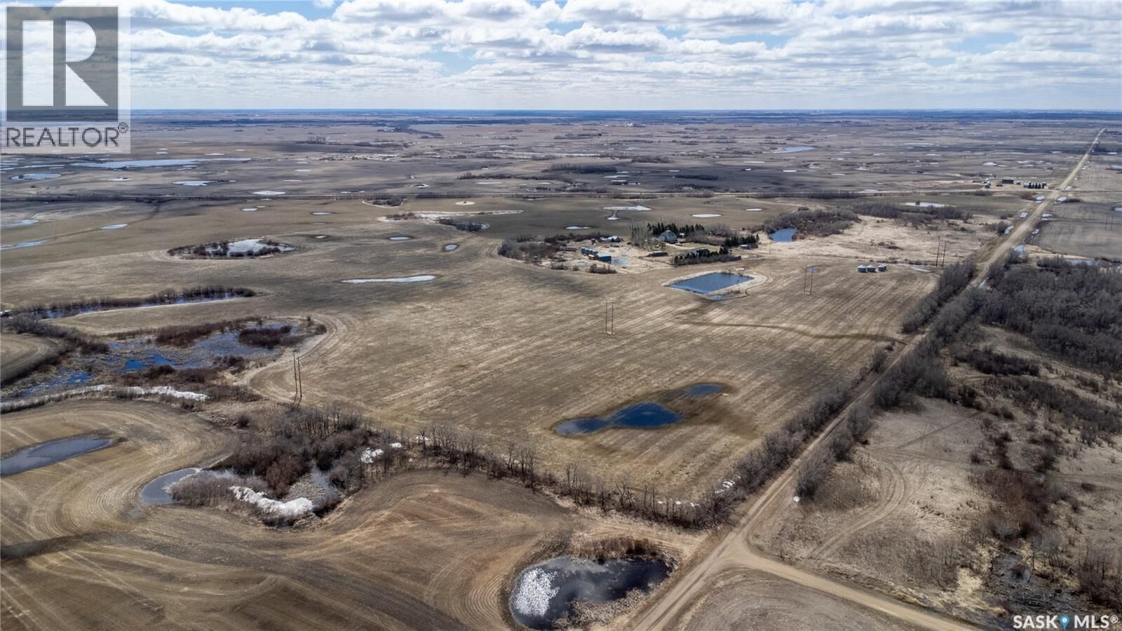 Property Photo:  Neudorf Farm - NW 20-20-07 W2  SK S0A 0C2 