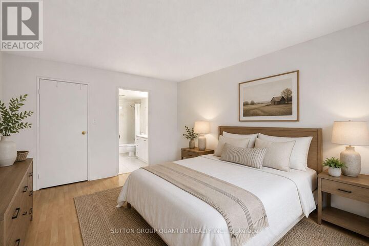 Property Photo:  5765 Yonge Street 706  ON M2M 4H9 