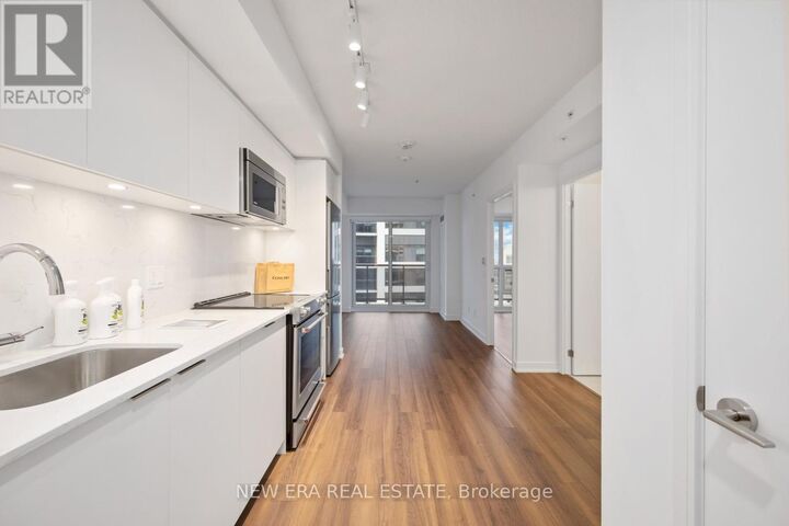 Property Photo:  30 Samuel Wood Way 1907  ON M9B 0C9 